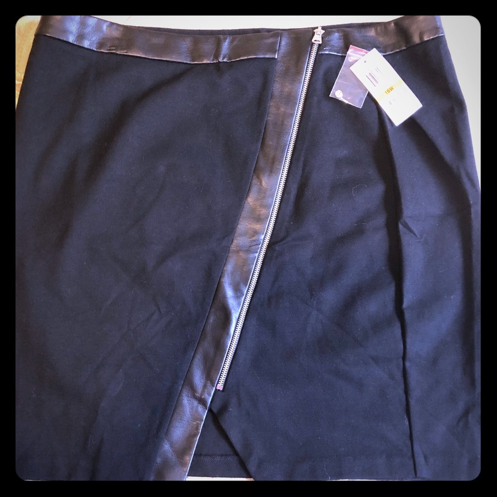 Plus Size I.N.C Skirt Size 16